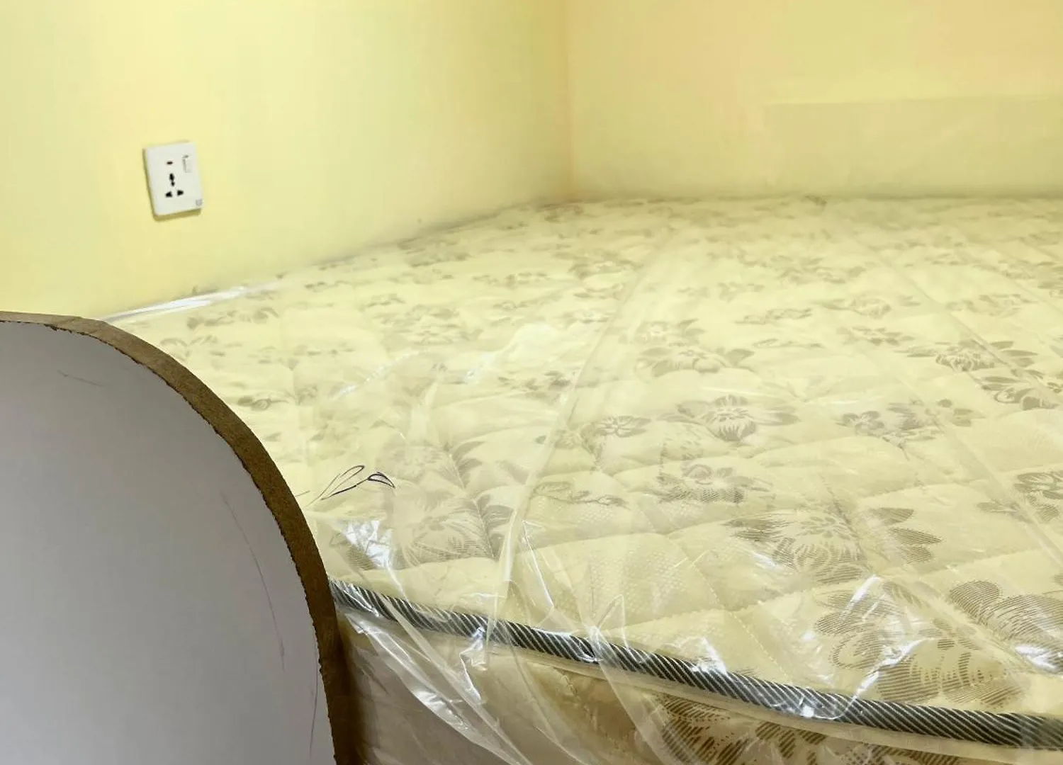 Saif Abdur Rehman Salah Al Din Apartment Dubai United Arab Emirates